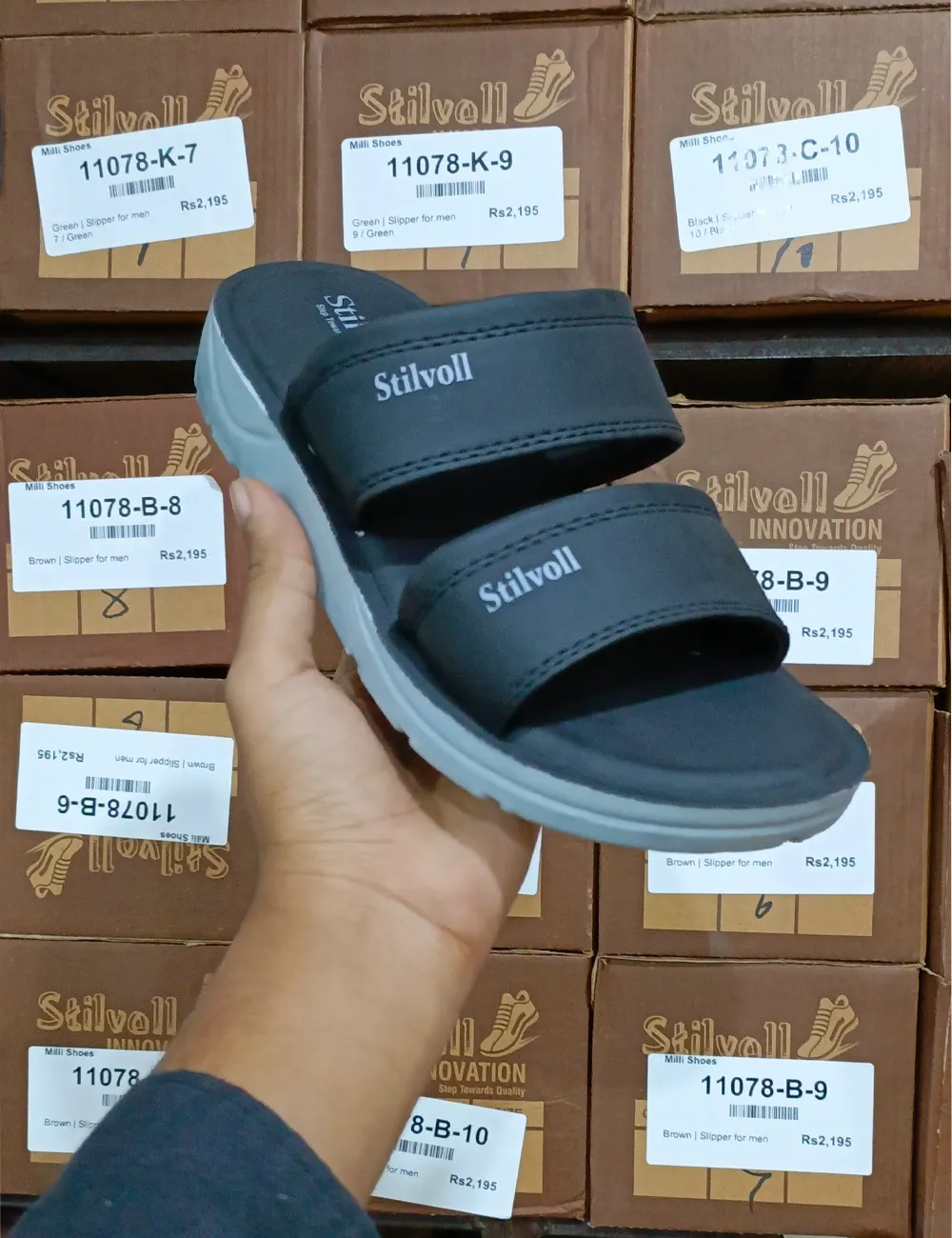 Black | medicated soft imported slippers