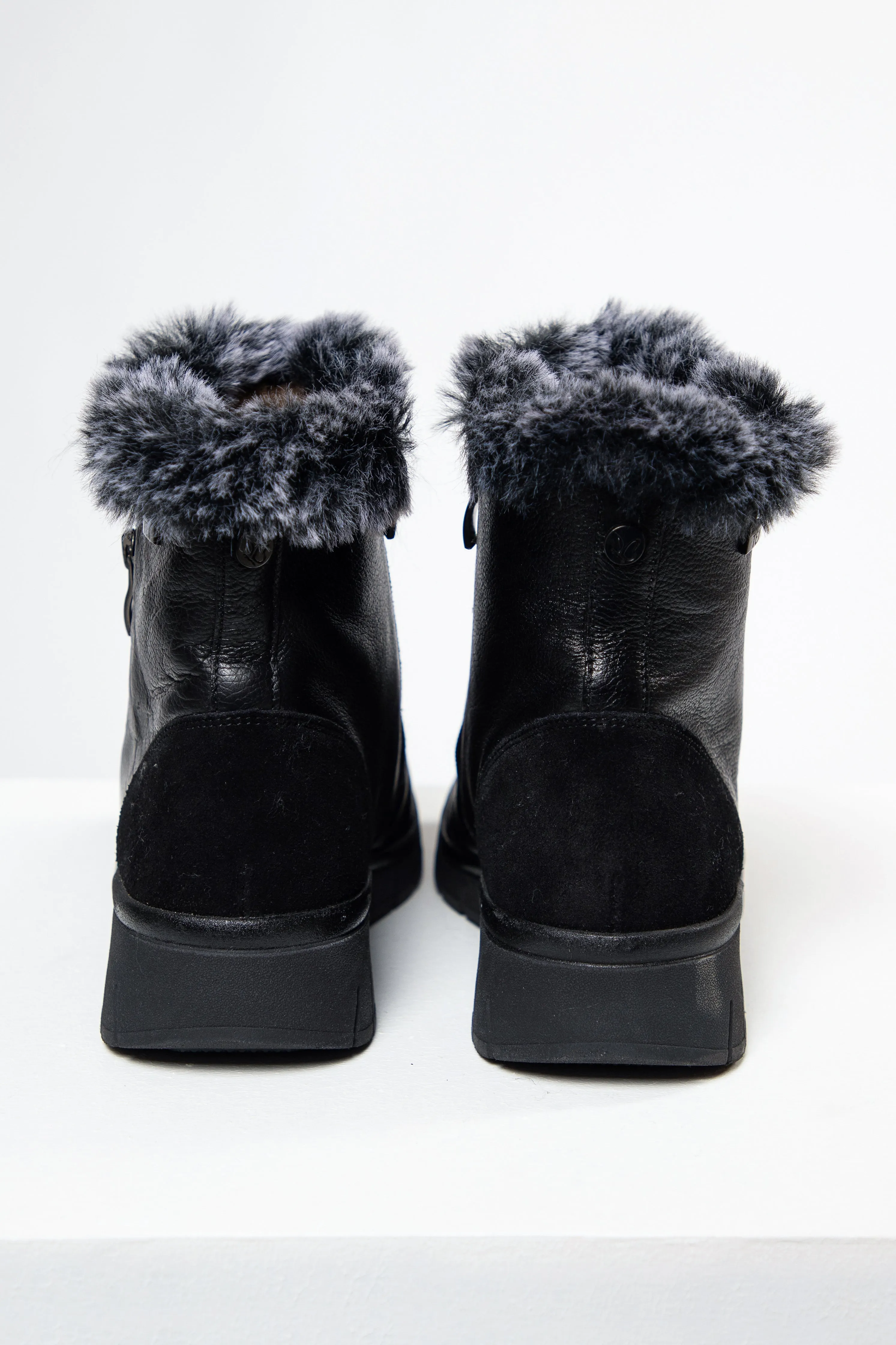 Brussels Glide fur boots Grey