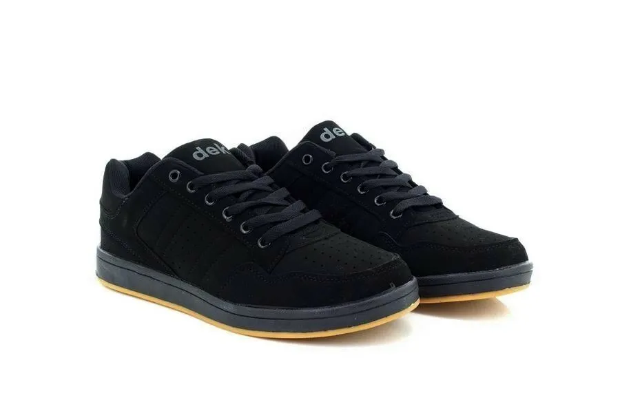 Dek Quark Skater Style Trainers 677