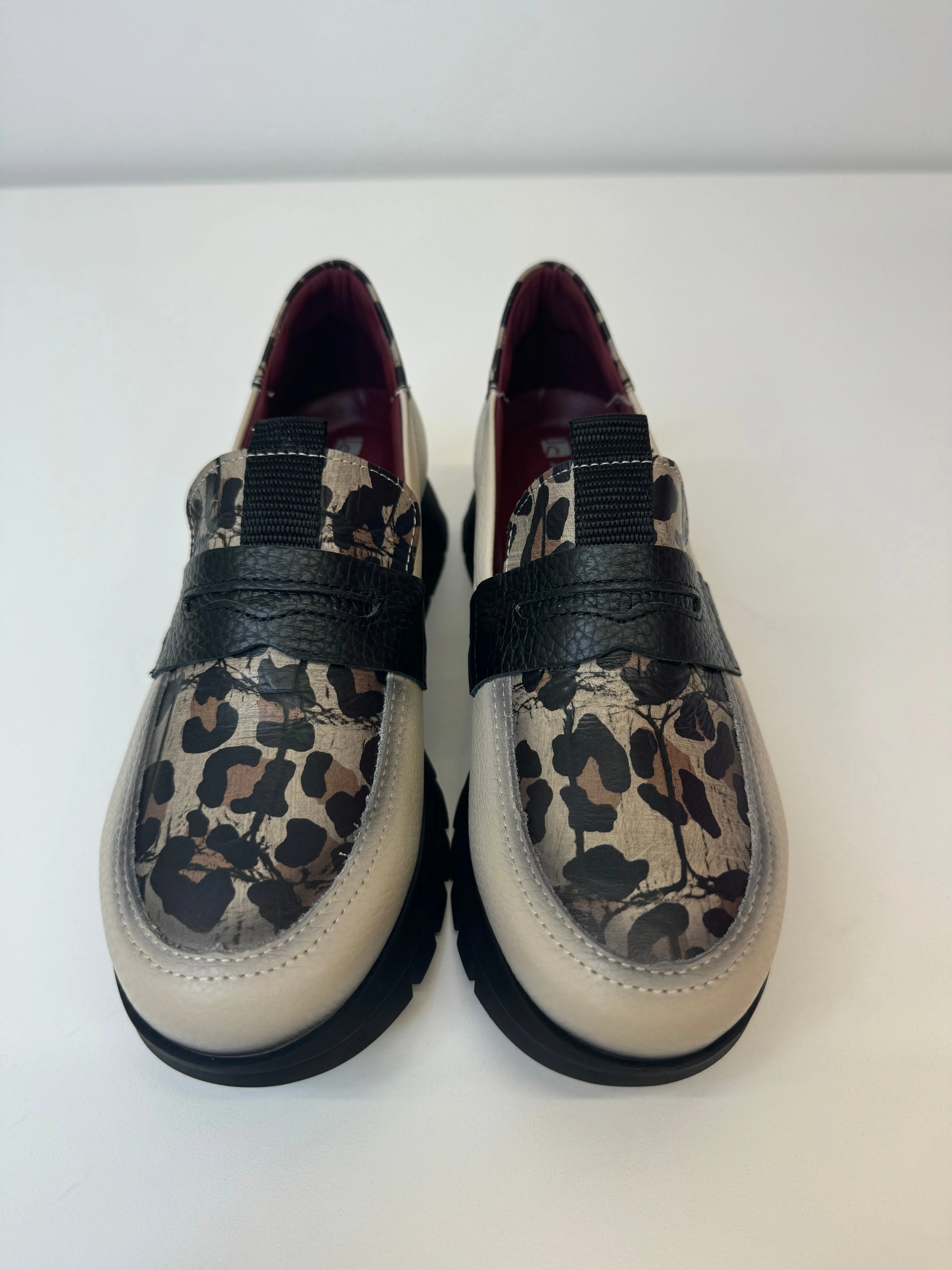 JOSE SAENZ Leopard Print & Cream Loafers