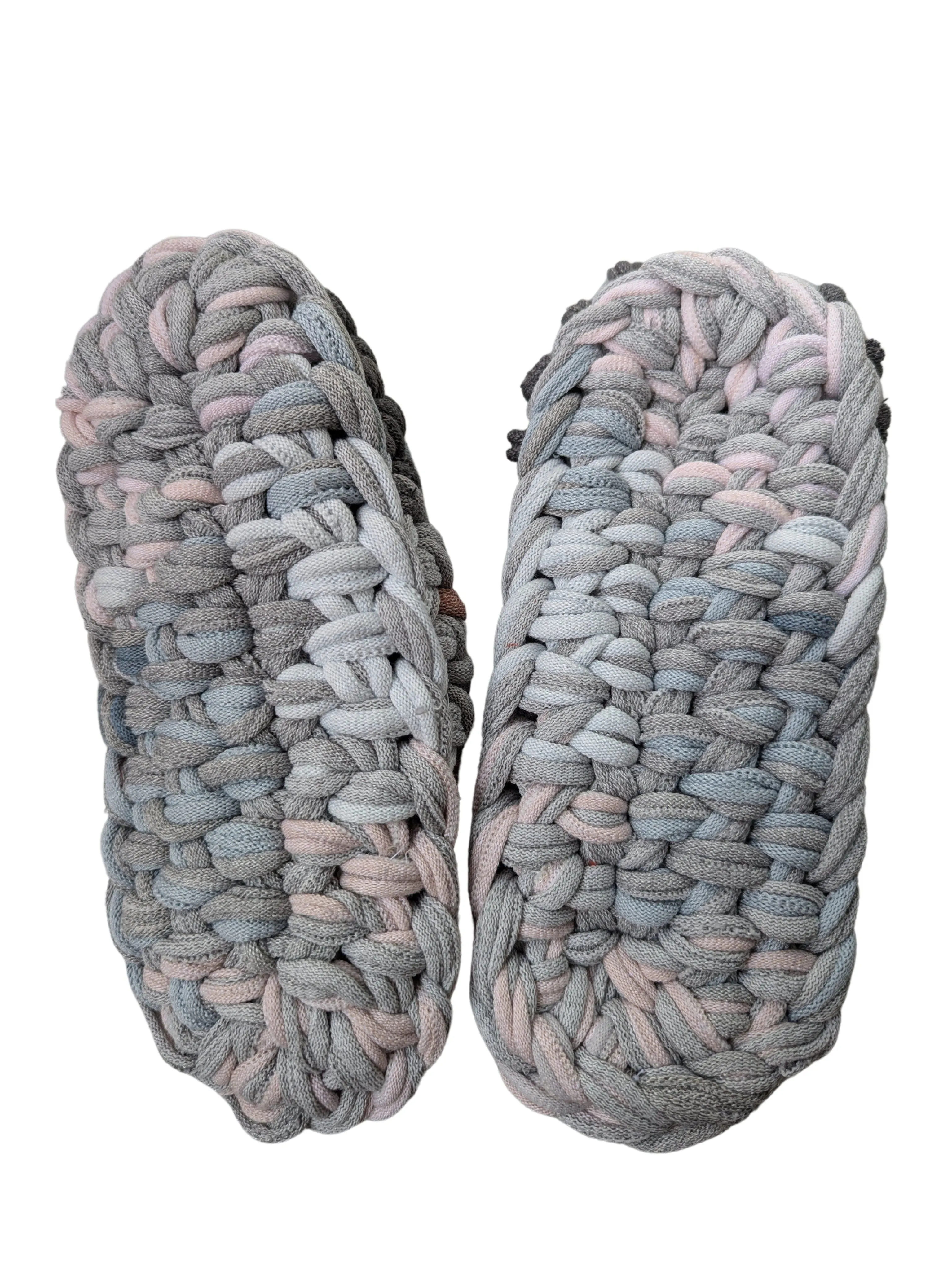 Medium | Knit up-cycle slippers 2024-M105 [Medium]