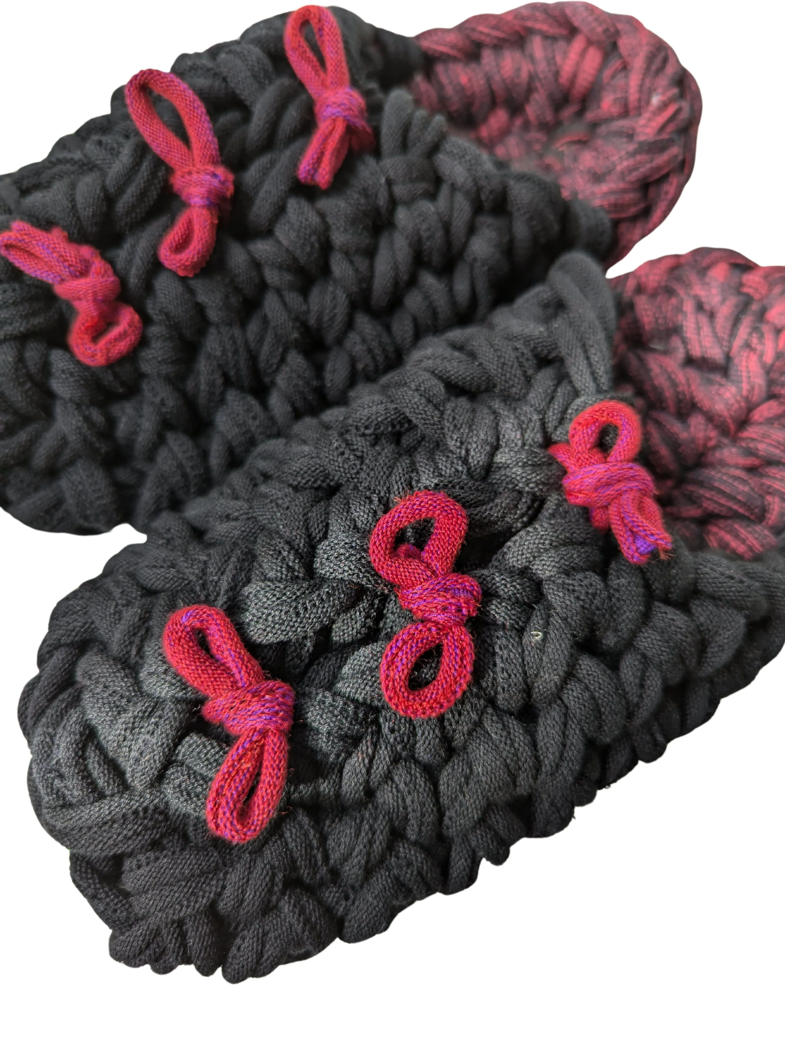 Medium | Knit up-cycle slippers 2024-M111 [Medium]