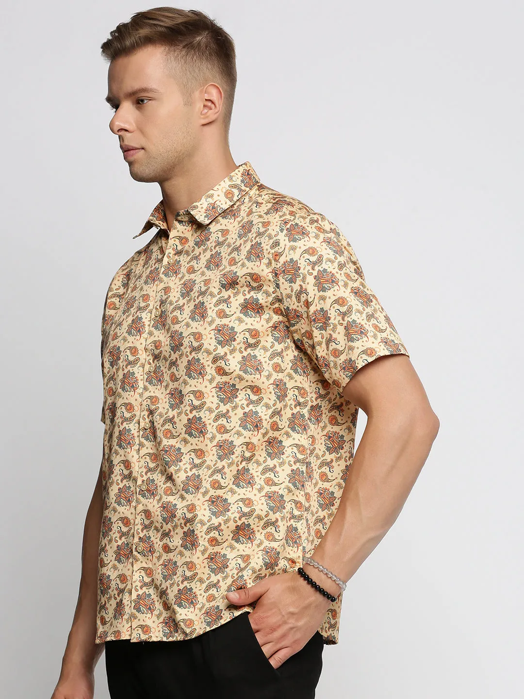 Men Cream Spread Collar Ethnic Motifs Shirt